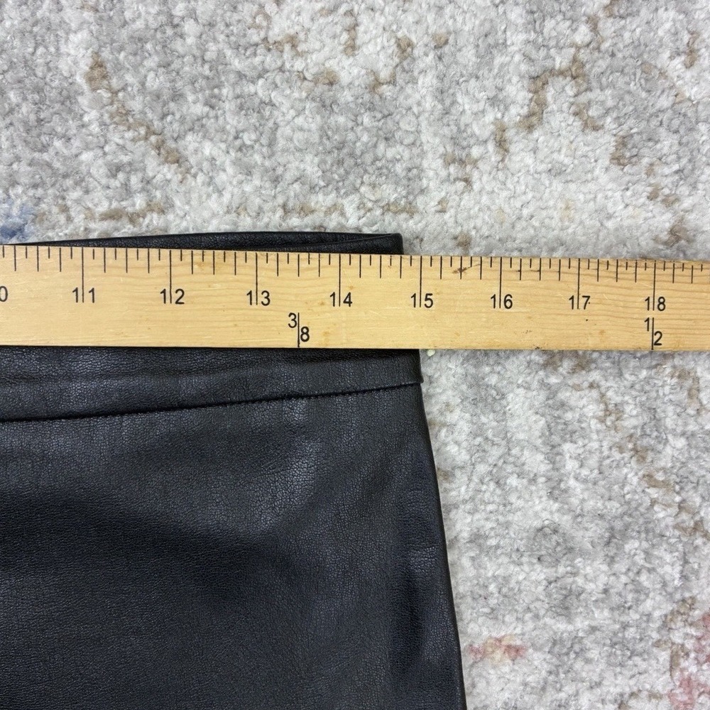 Black Faux Leather Bikercore  Pull On Pencil Skirt 2 Corporate Sleek Indie - Picture 4 of 7